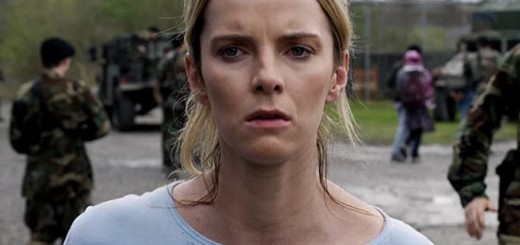 betty-gilpin-the-hunt-universal-pictures